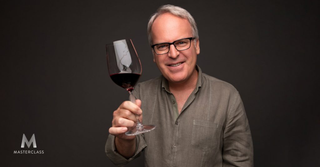 James Suckling je jedným z najuznávanejších kritikov vína na svete.